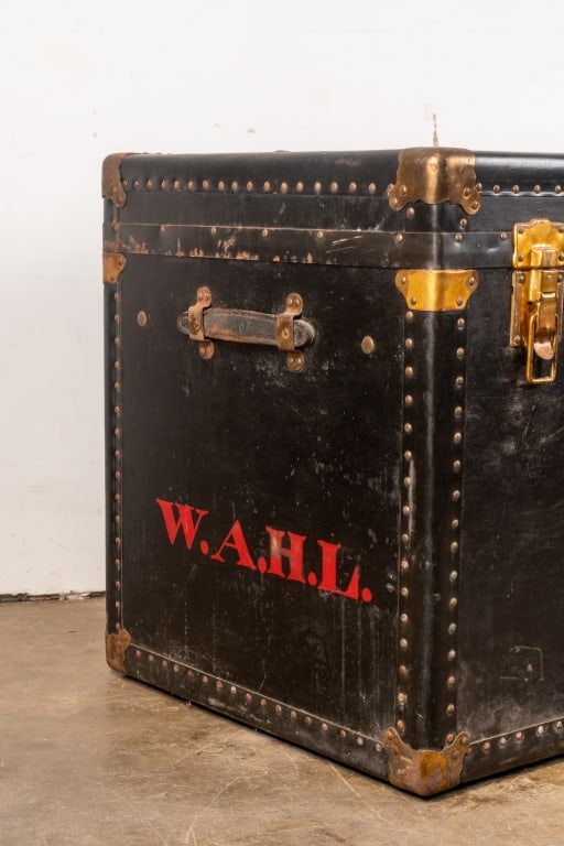 VINTAGE TRAVEL TRUNK - 7