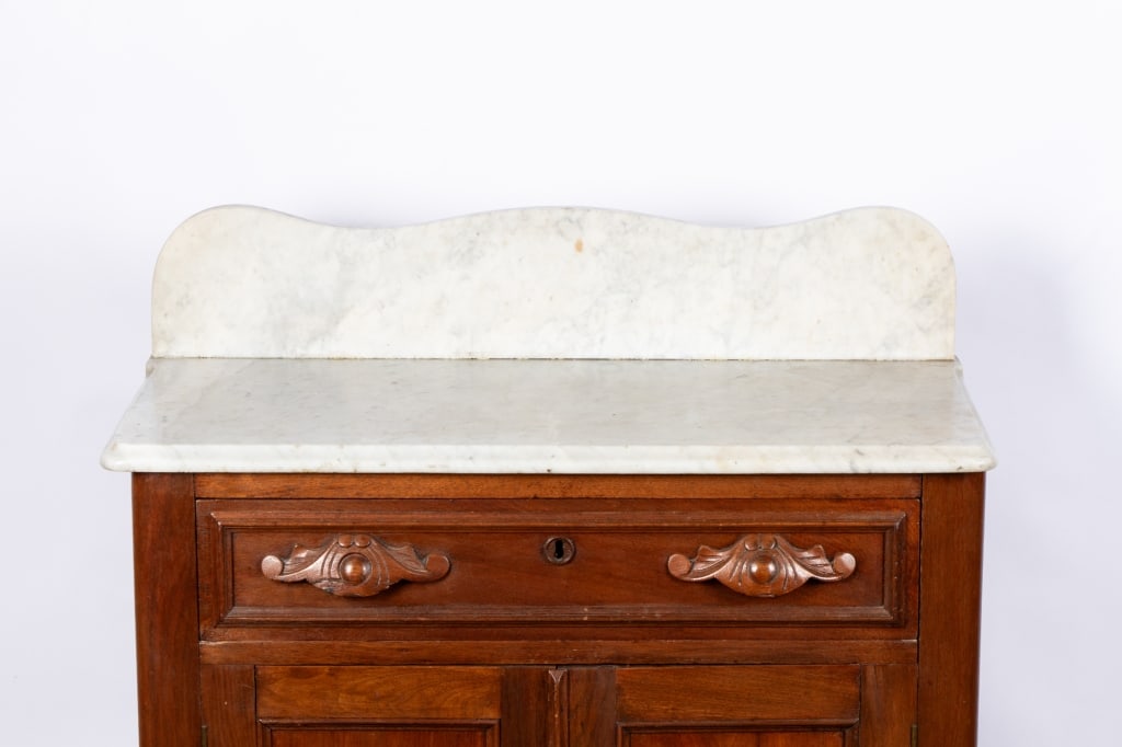 VICTORIAN MARBLE TOP WALNUT WASHSTAND - 2