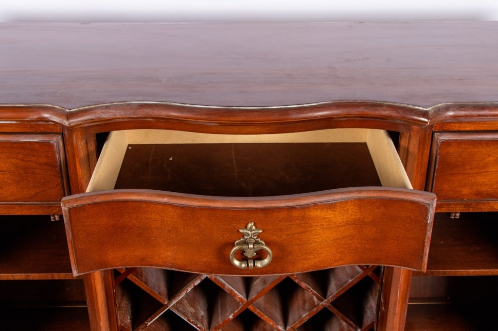 MODERN BAR CABINET - 4