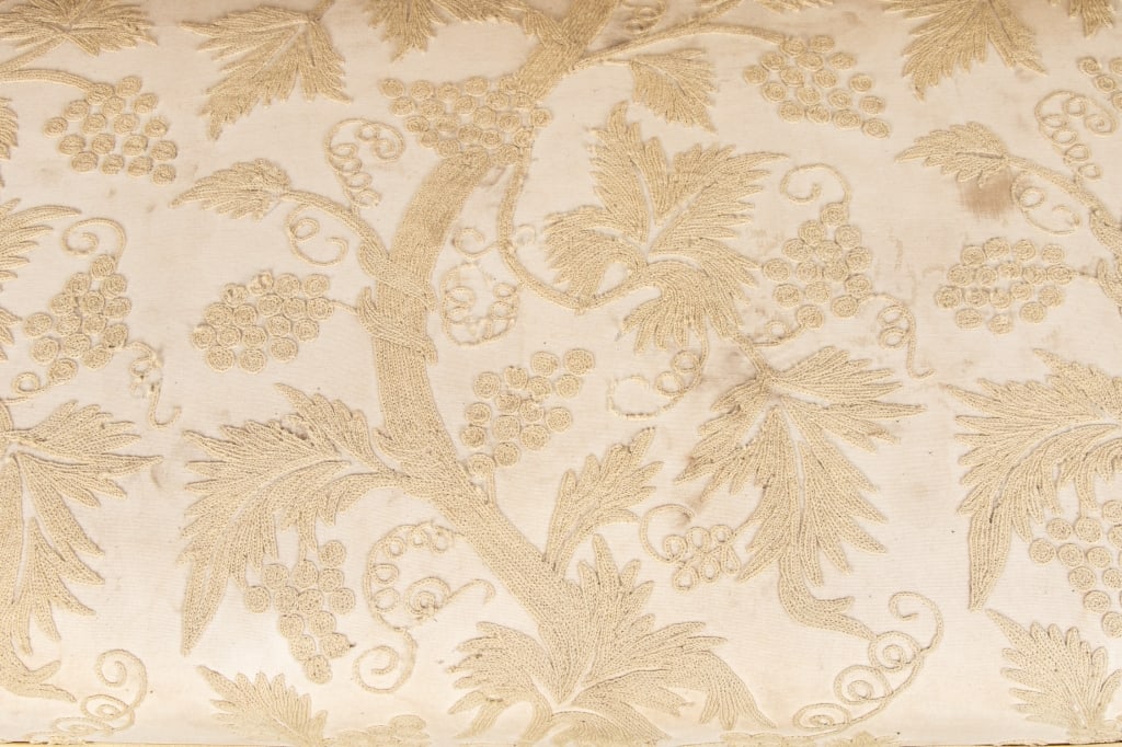FRENCH PROVINCIAL STYLE SOFA - 6