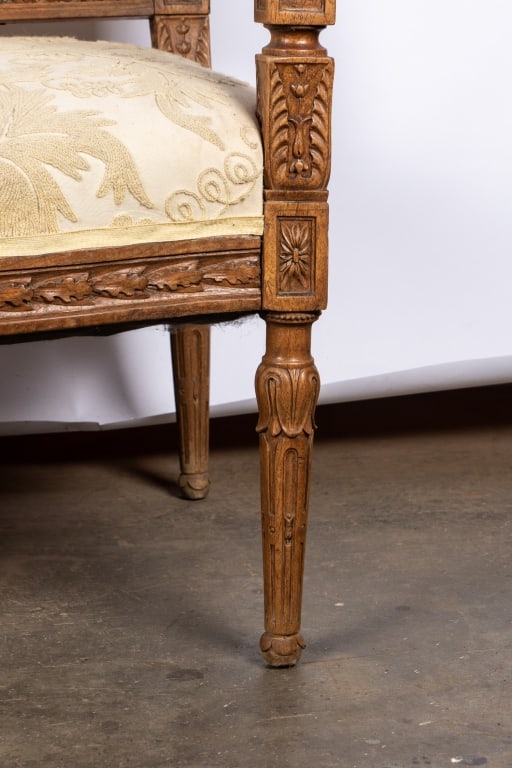 FRENCH PROVINCIAL STYLE SOFA - 9