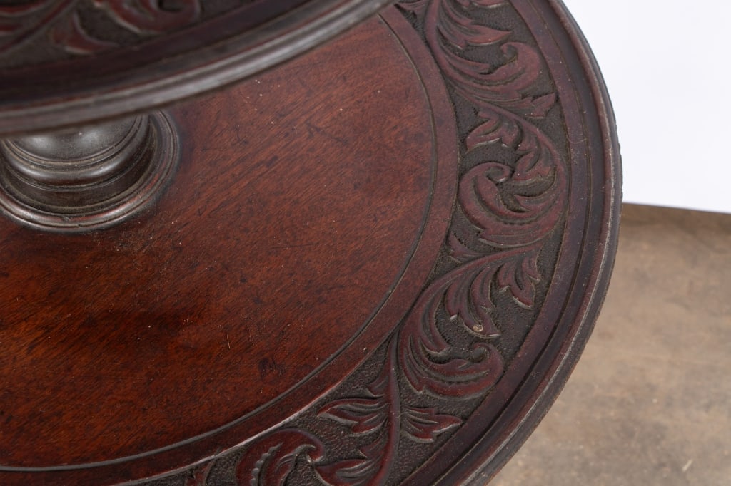 EARLY 20TH C. GEORGE III STYLE CARVED MAHOGANY THR - 6