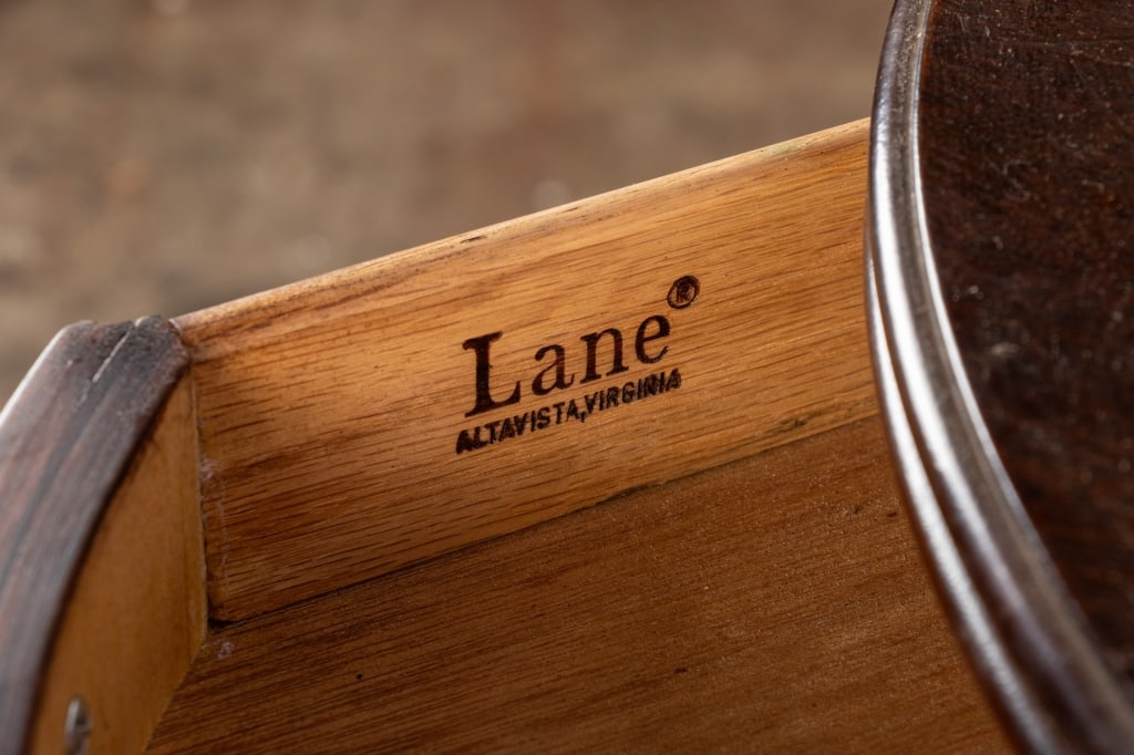 LANE MAHOGANY PEDESTAL SIDE TABLE - 3