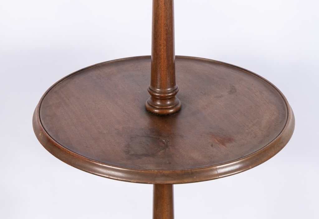 QUEEN ANNE STYLE FLOOR LAMP WITH TABLE - 2