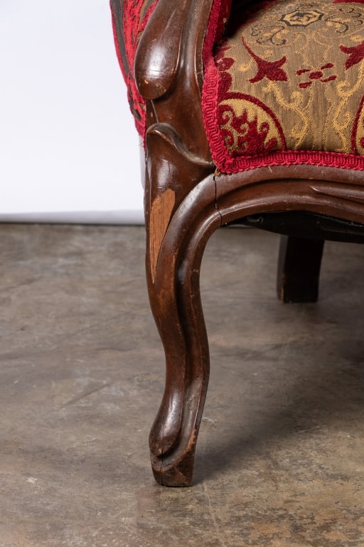 EARLY 20TH CENTURY VICTORIAN PARLOR SOFA - 8