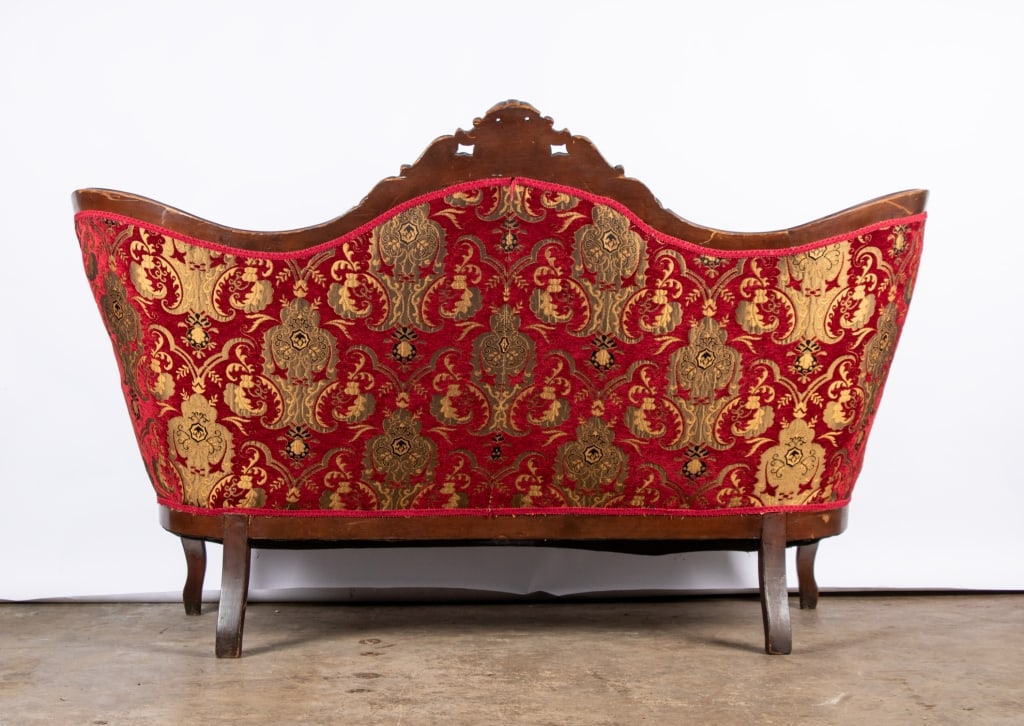 EARLY 20TH CENTURY VICTORIAN PARLOR SOFA - 9