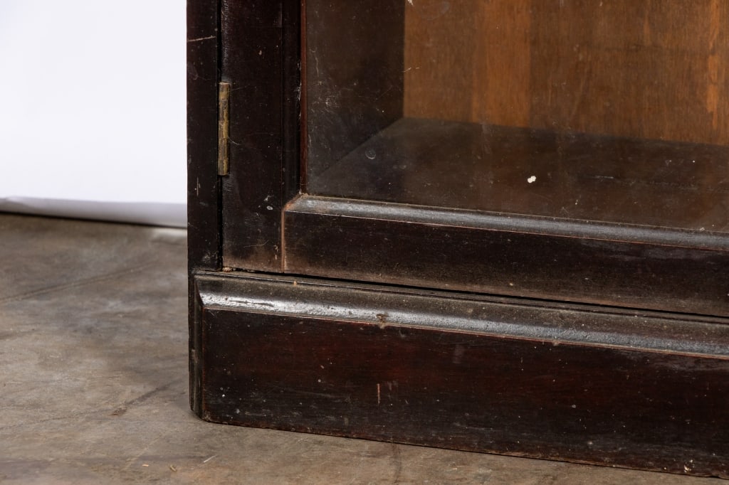VINTAGE DARK WOOD BREAKFRONT CABINET - 4