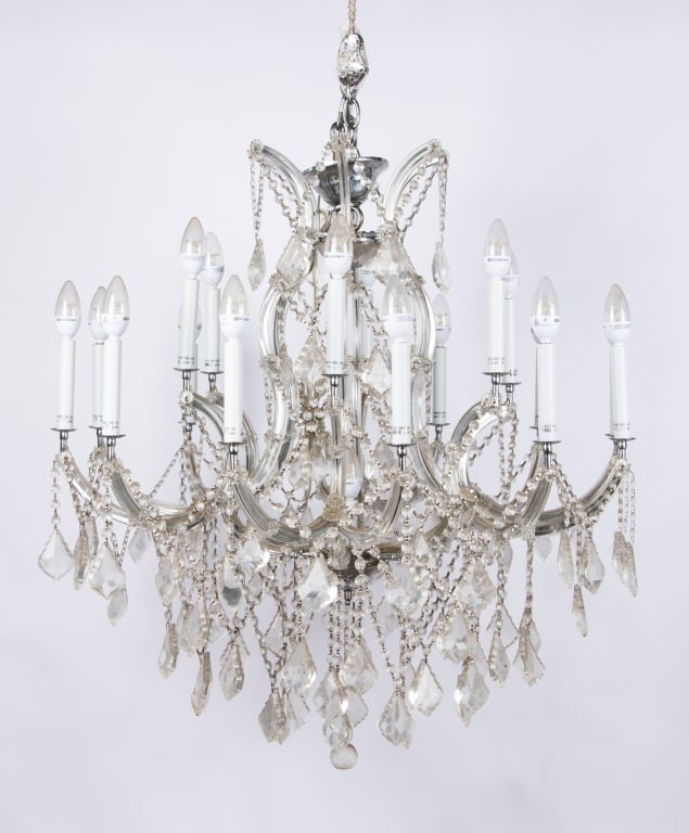 VENETIAN STYLE 18-LIGHT CRYSTAL CHANDELIER - 2