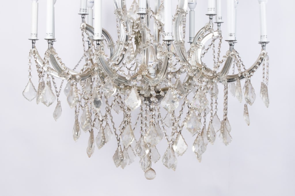 VENETIAN STYLE 18-LIGHT CRYSTAL CHANDELIER - 3
