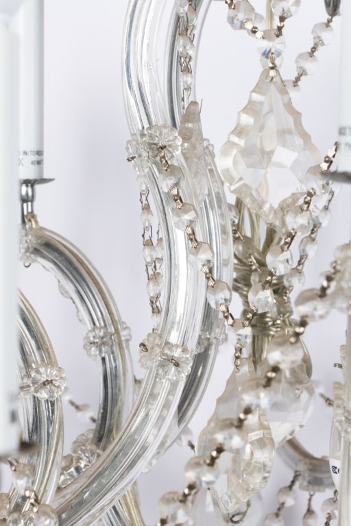 VENETIAN STYLE 18-LIGHT CRYSTAL CHANDELIER - 9