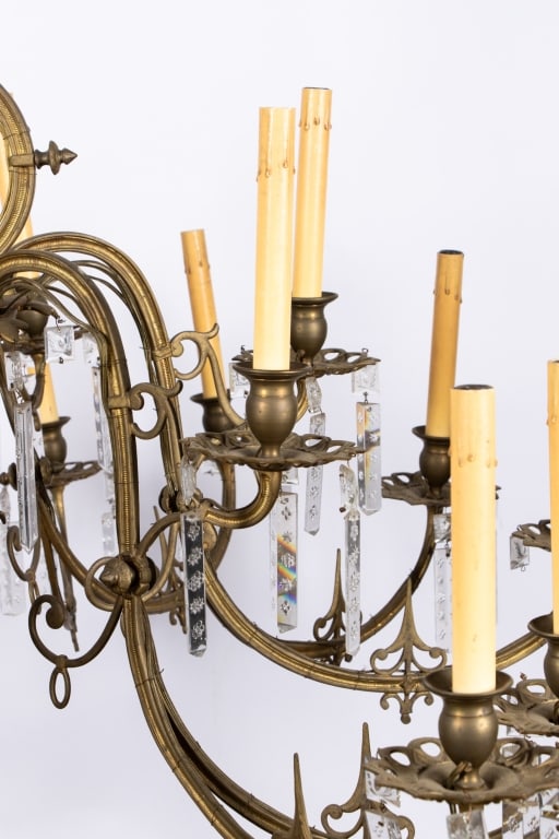 18-LIGHT BRASS & CRYSTAL CHANDELIER - 5