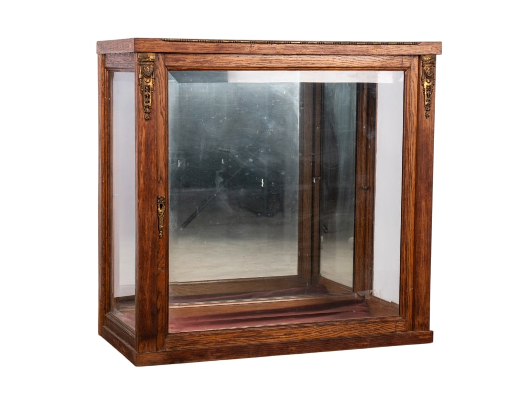 AMERICAN FEDERAL STYLE MIRRORED DISPLAY CASE (1 of 6)