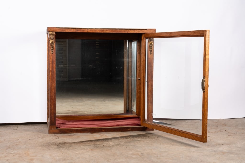 AMERICAN FEDERAL STYLE MIRRORED DISPLAY CASE - 5