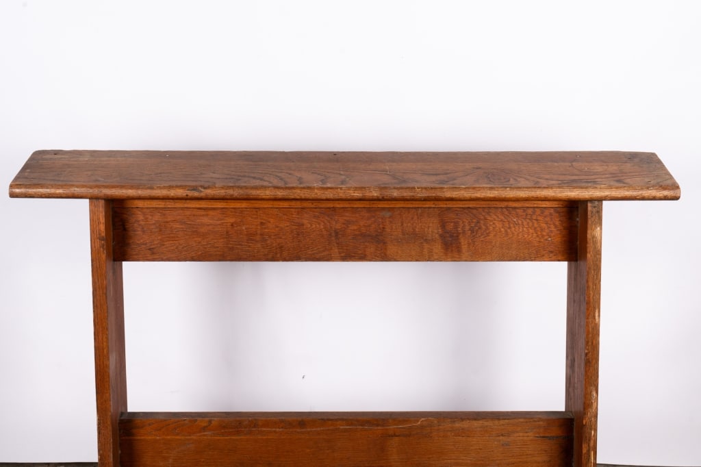 19TH CENTURY AMERICAN PRAYER BENCH - 4