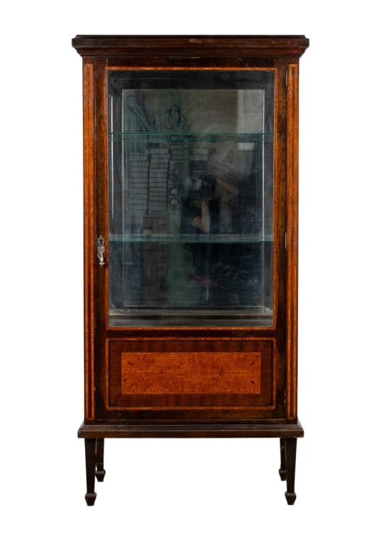 FEDERAL STYLE VITRINE DISPLAY CABINET (1 of 7)