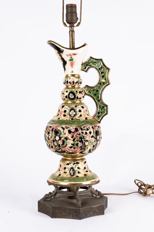VINTAGE CAPODIMONTE STYLE PITCHER TABLE LAMP - 2