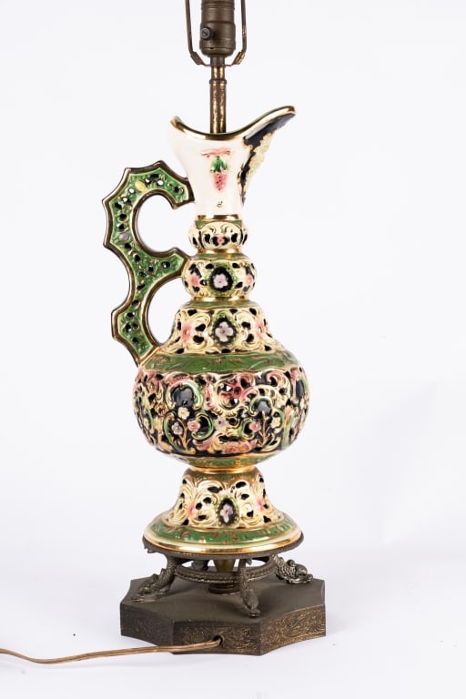 VINTAGE CAPODIMONTE STYLE PITCHER TABLE LAMP - 4
