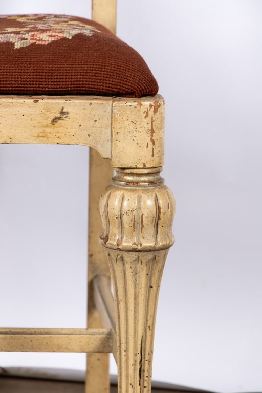 20TH CENTURY POLYCHROME CHAIR WITH OTTOMAN - 9