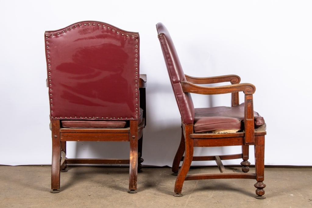 PAIR OF VINTAGE LEATHER OFFICE CHAIRS - 4