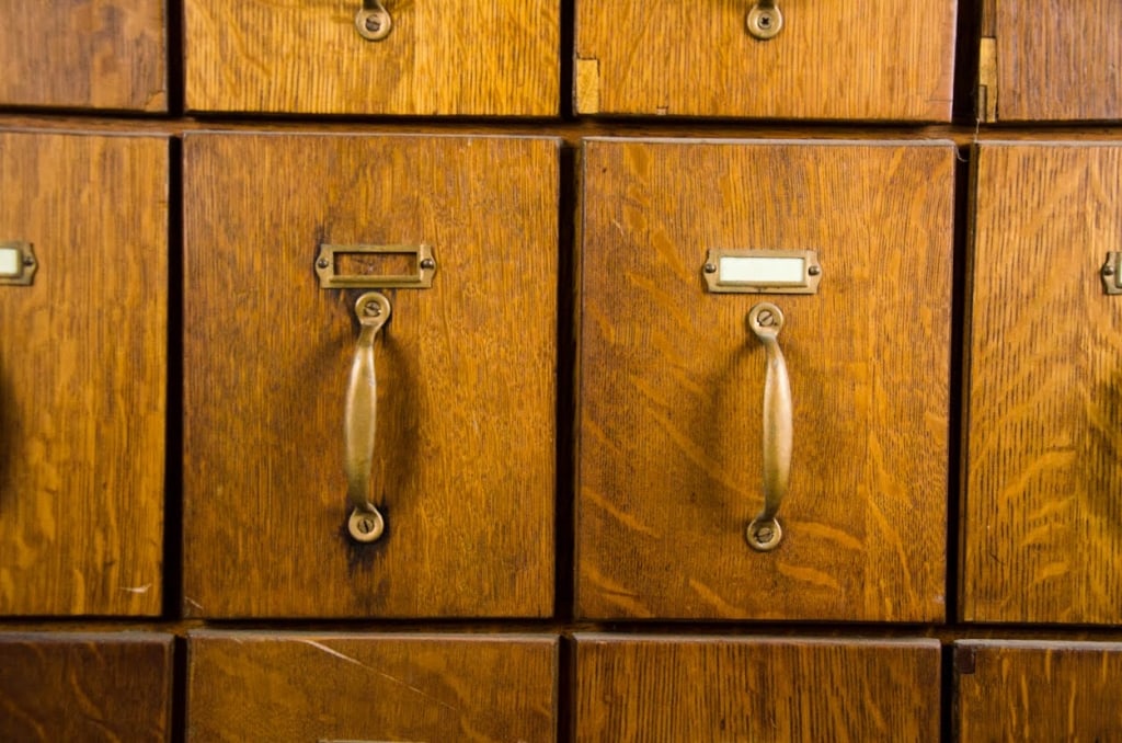 VINTAGE OAK APOTHECARY FILE CABINET - 7