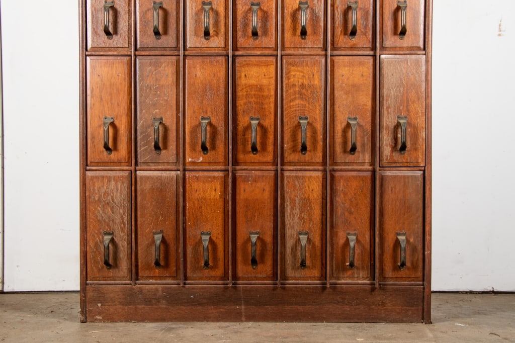 ANTIQUE 35-DRAWER VERTICAL FILE CABINET - 5