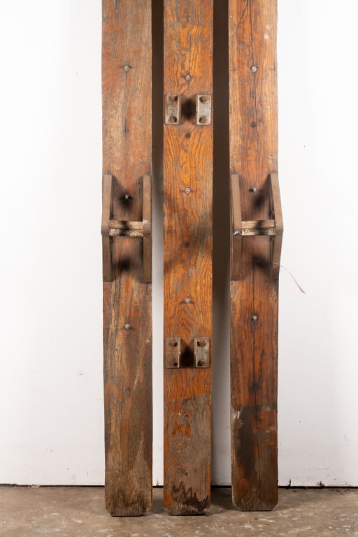 VINTAGE WOODEN SKIS - 3