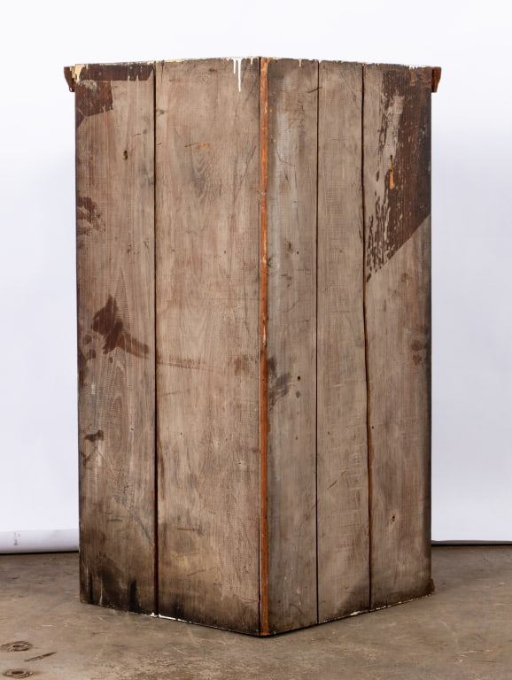 VINTAGE CHINOISERIE HANGING CORNER CABINET - 4
