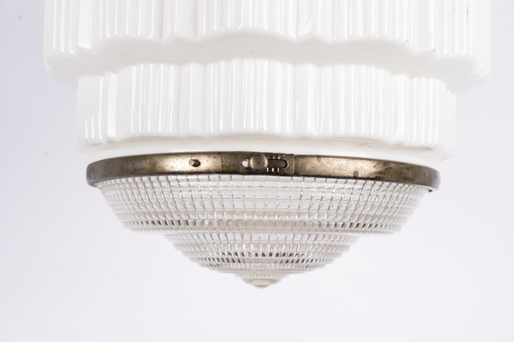 ART DECO MILK GLASS PENDANT LIGHT - 3