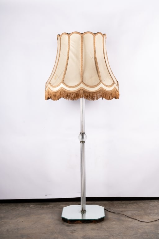 VINTAGE LUCITE & GLASS FLOOR LAMP - 2