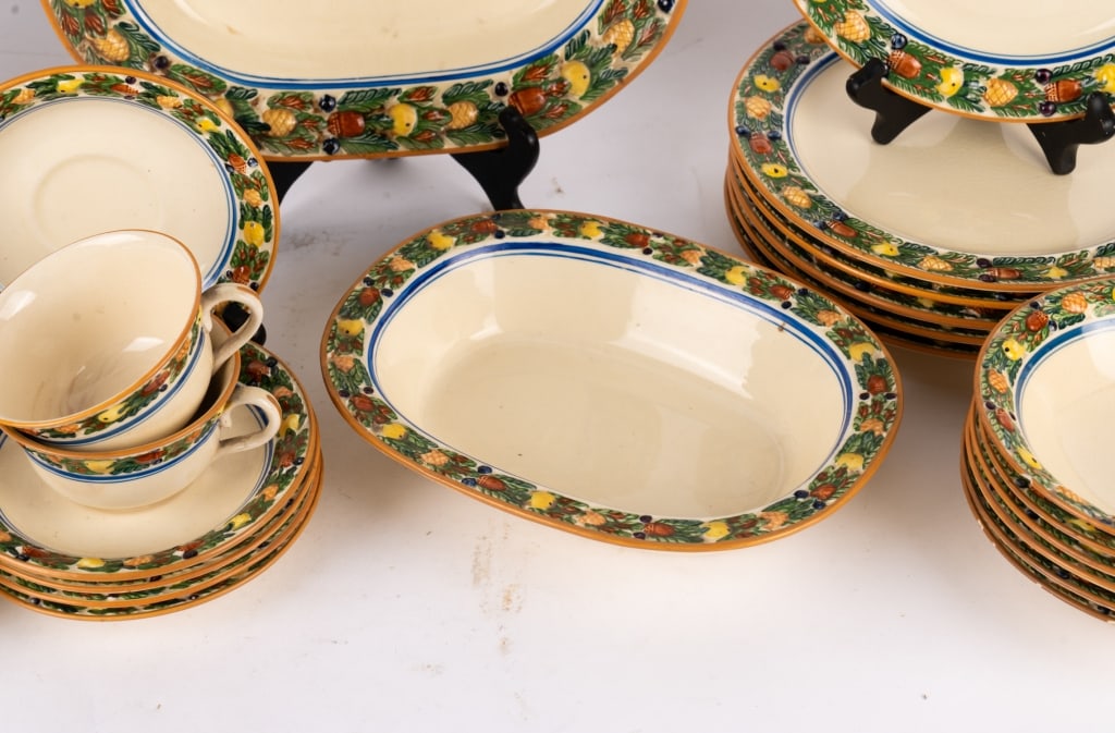 36-PIECE ROYAL IVORY TITAN WARE DINNERWARE SET - 4