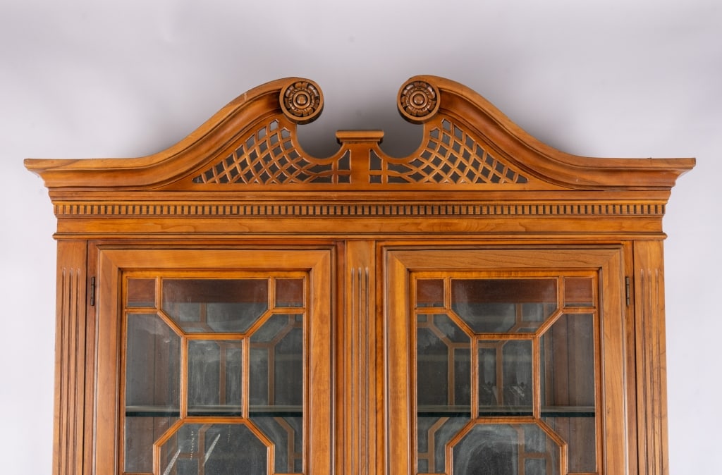AMERICAN FRUITWOOD HUTCH BUFFET - 2