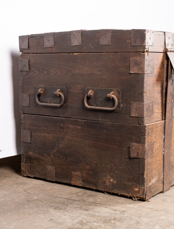 WOODEN STORAGE TRUNK - 5