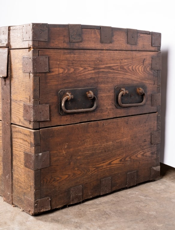 WOODEN STORAGE TRUNK - 6