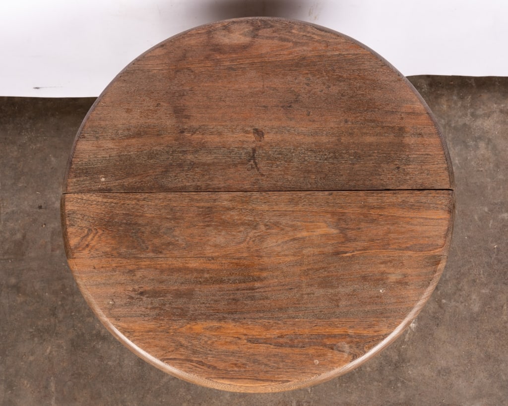 SALESMAN SAMPLE ROUND TABLE - 3