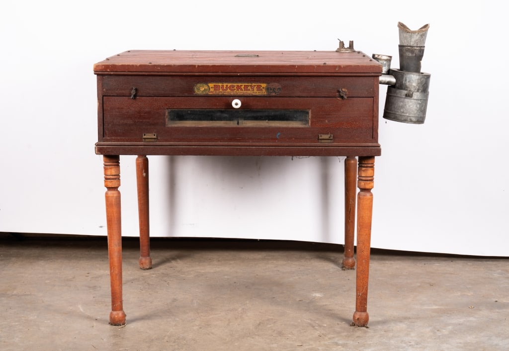 BUCKEYE EGG INCUBATOR TABLE - 3