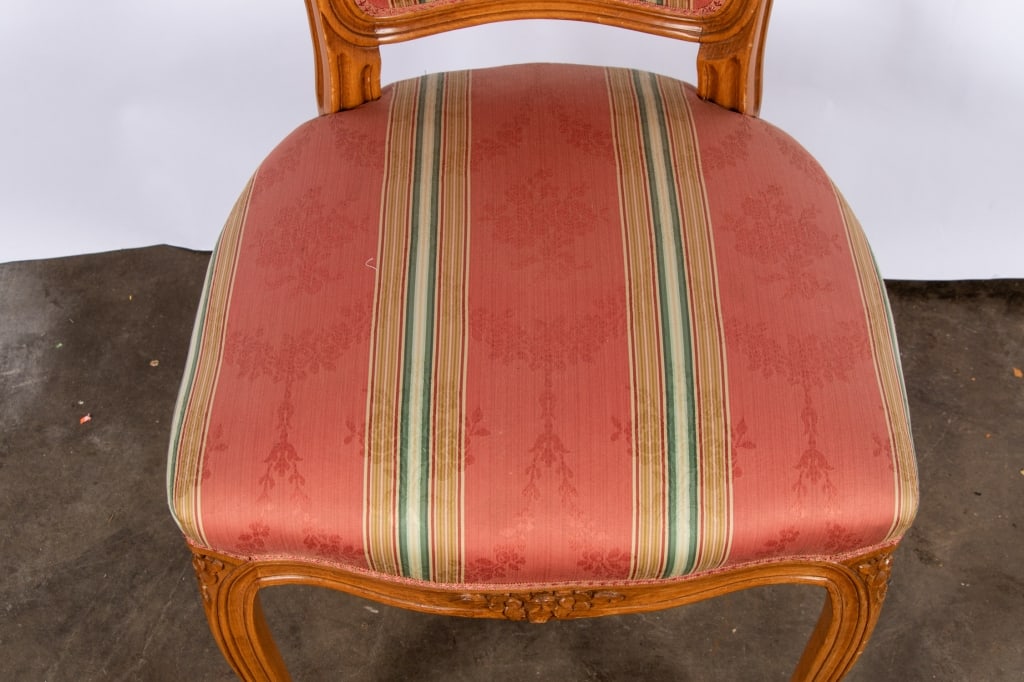 SET OF 6 FRENCH LOUIS XV STYLE DINING CHAIRS - 7