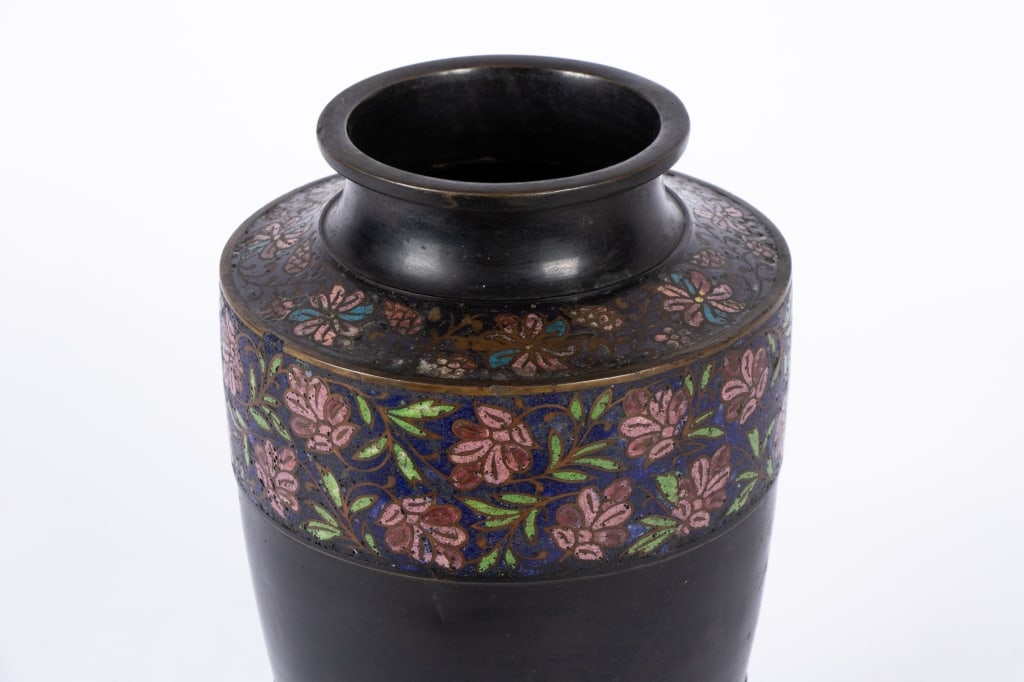 VINTAGE JAPANESE ENAMEL BRONZE VASE - 7