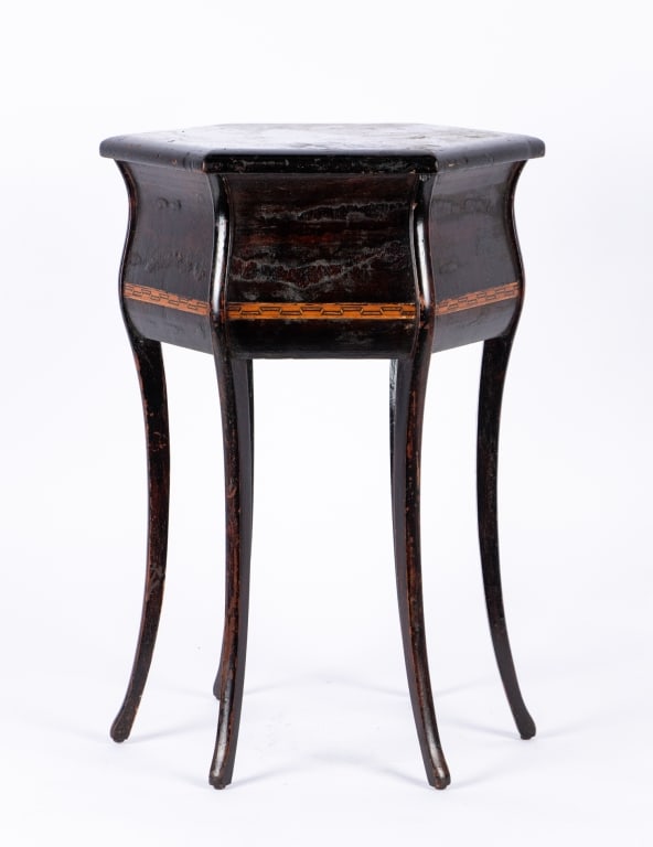 NEOCLASSICAL STYLE SMALL ACCENT TABLE - 2