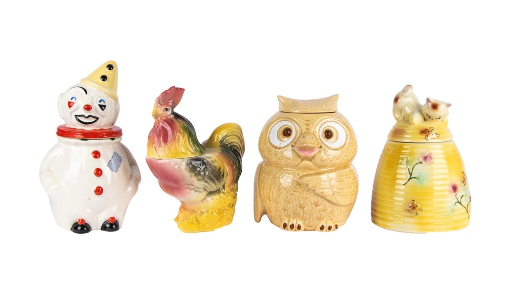 4 VINTAGE COOKIE JARS (1 of 6)