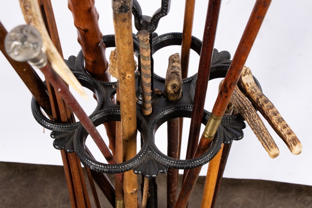 VINTAGE UMBRELLA STAND WITH CROPS & CANES - 3