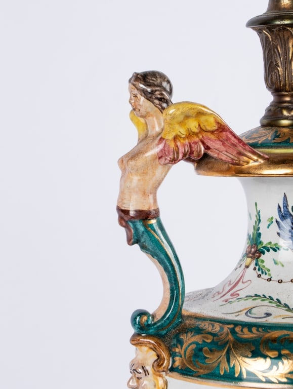 PAIR OF CAPODIMONTE HAND-PAINTED LAMPS - 6