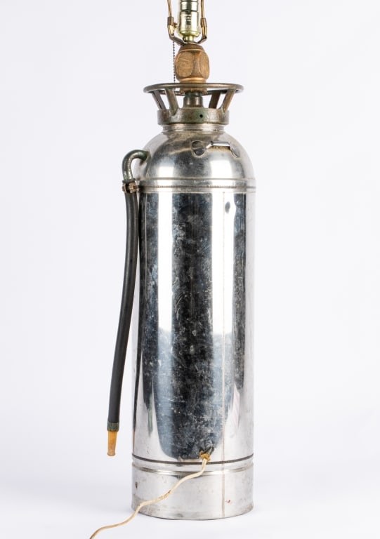 FYR-FYTER FIRE EXTINGUISHER TABLE LAMP - 5