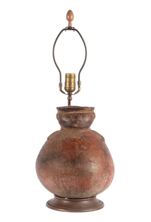 VINTAGE FIGURAL POTTERY TABLE LAMP (1 of 6)
