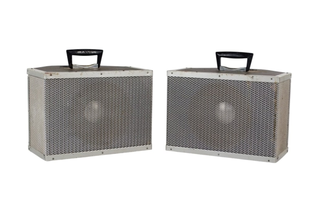 1970S PAIR OF SMALL HILTON SPEAKERS (1 of 4)