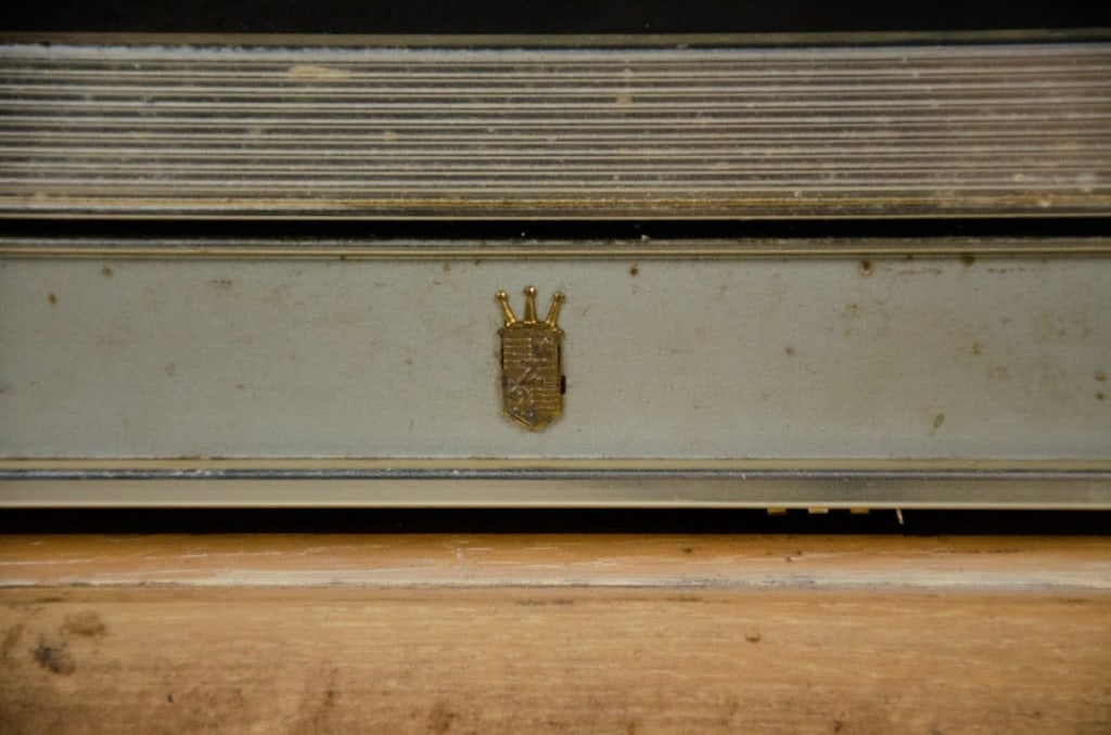ZENITH STEREOPHONIC HIGH FIDELITY TELEVISION - 11