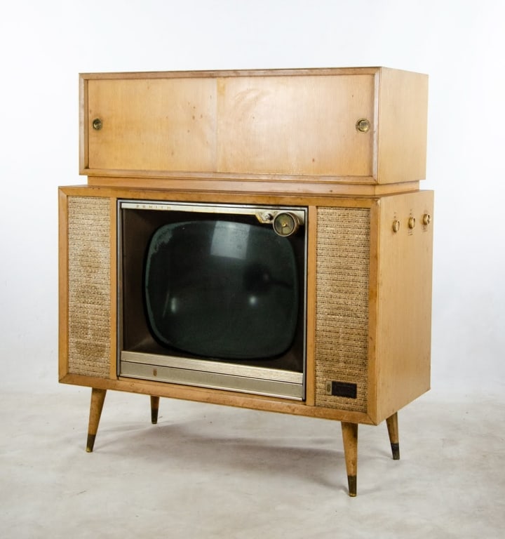 ZENITH STEREOPHONIC HIGH FIDELITY TELEVISION - 12