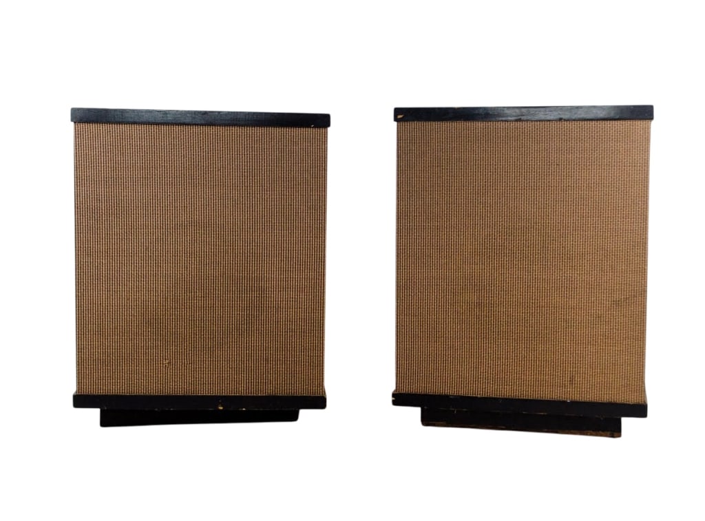 PAIR OF VINTAGE SPEAKERS: Pair of vintage speakers. Approximate dimensions: h. 27.5", w. 23.5", d. 17" Disclaimer: Participating bidders must have a credit card on file with LiveAuctioneers in order for their bidding registrat