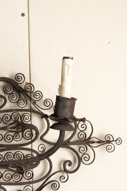 20TH CENTURY ITALIAN BOW BACK GOLD PAINTED SCONCE - 5