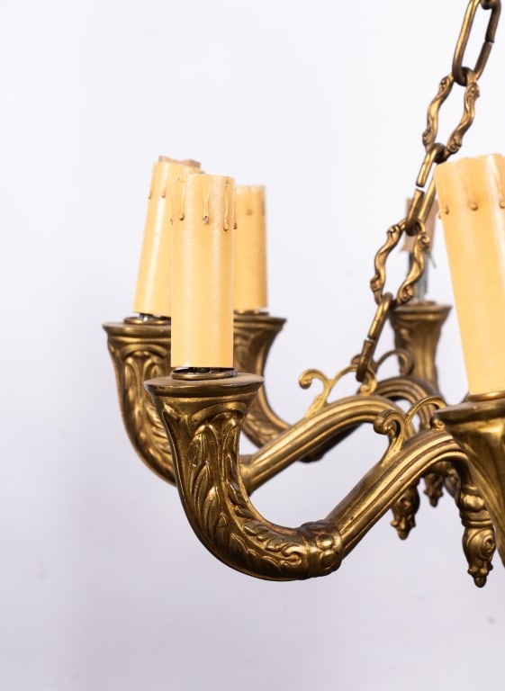 EMPIRE STYLE BRASS AND TOLE 12-ARM CHANDELIER - 5