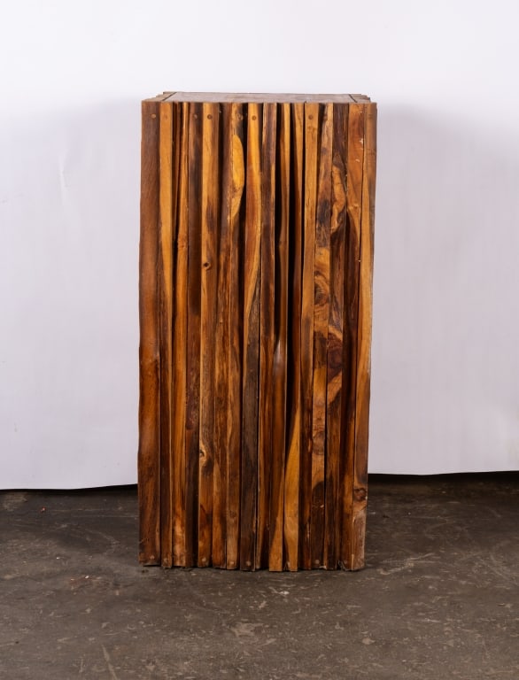 RUSTIC WOOD PEDESTAL - 2